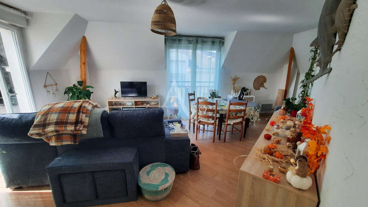 Appartement à TIERCE