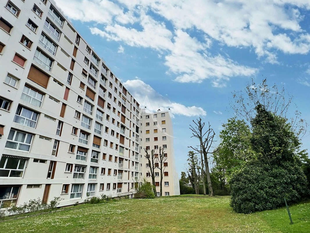 Appartement à THIAIS