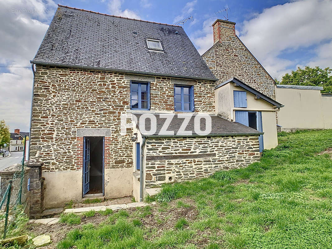 Maison à PLEINE-FOUGERES