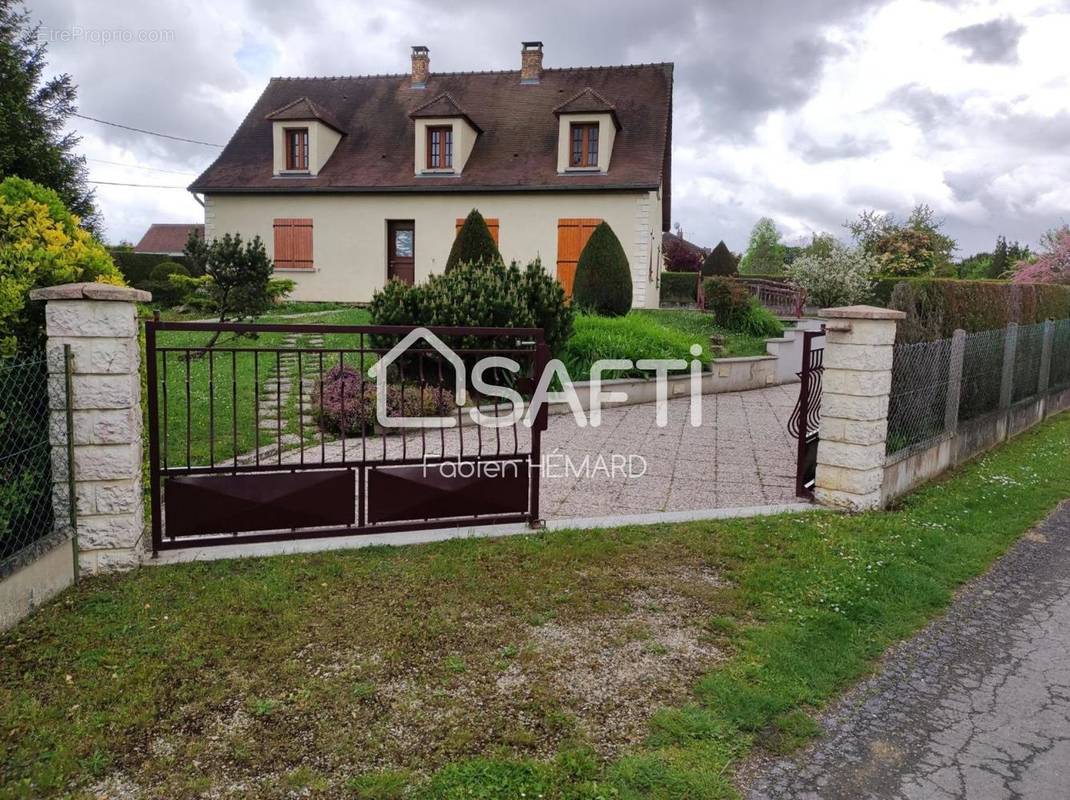 Photo 1 - Maison à ROMILLY-SUR-SEINE