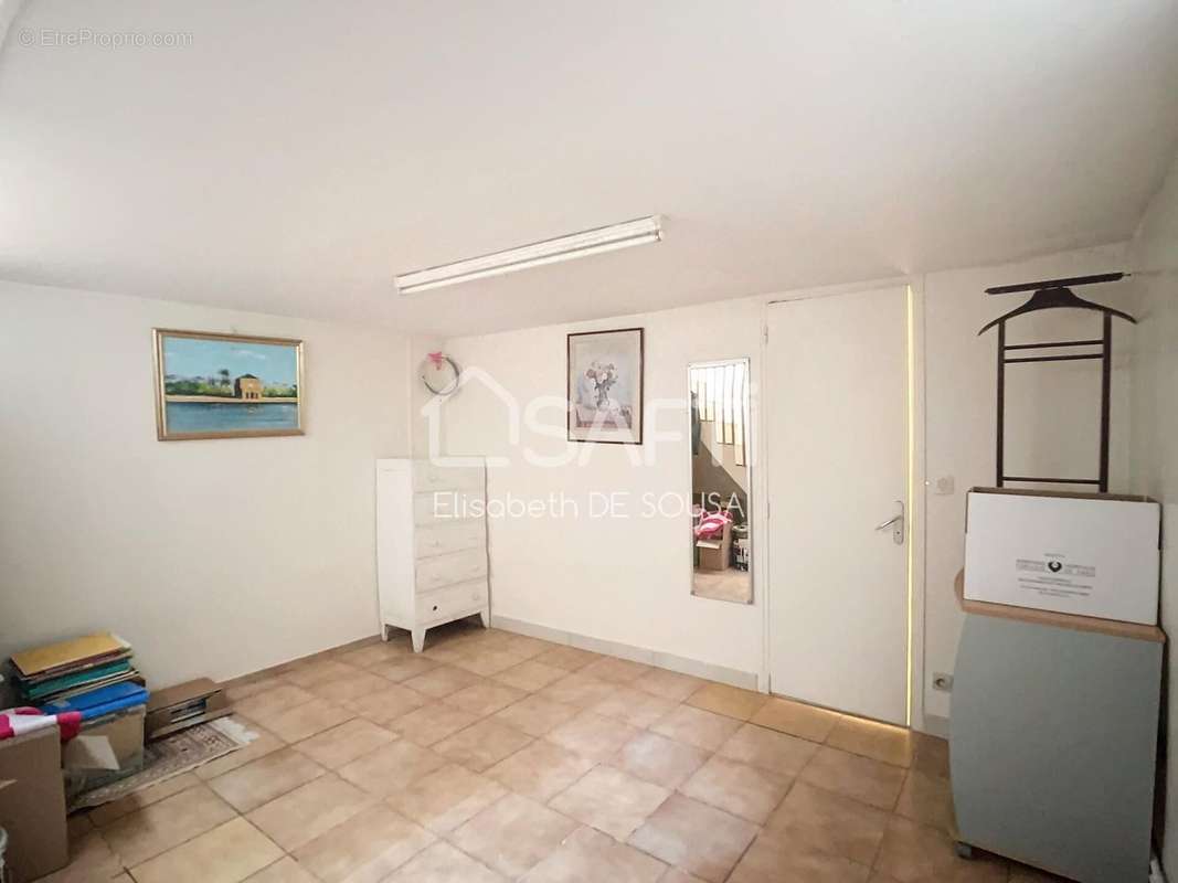 Photo 9 - Appartement à IVRY-SUR-SEINE