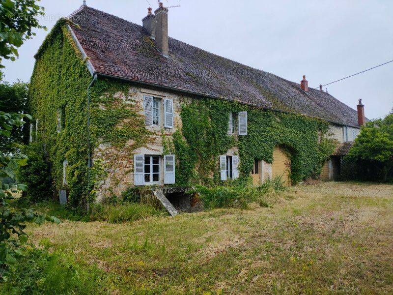 Photo 1 - Maison à MONT-SOUS-VAUDREY