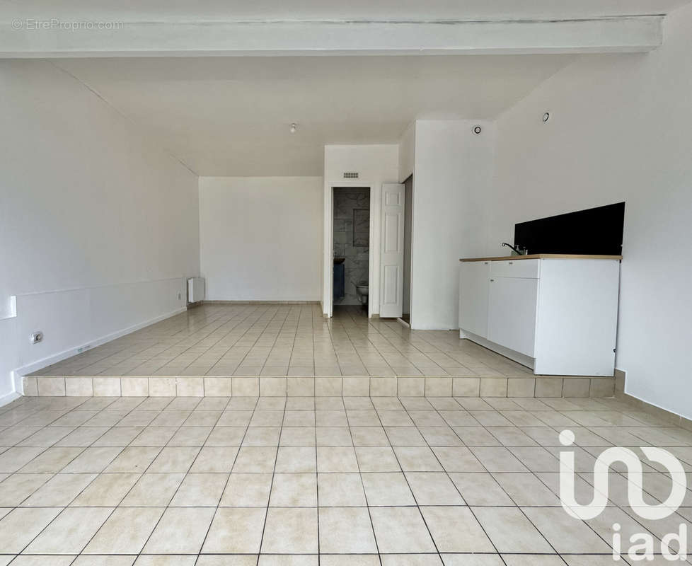 Photo 2 - Appartement à SAINT-GERMAIN-LES-CORBEIL