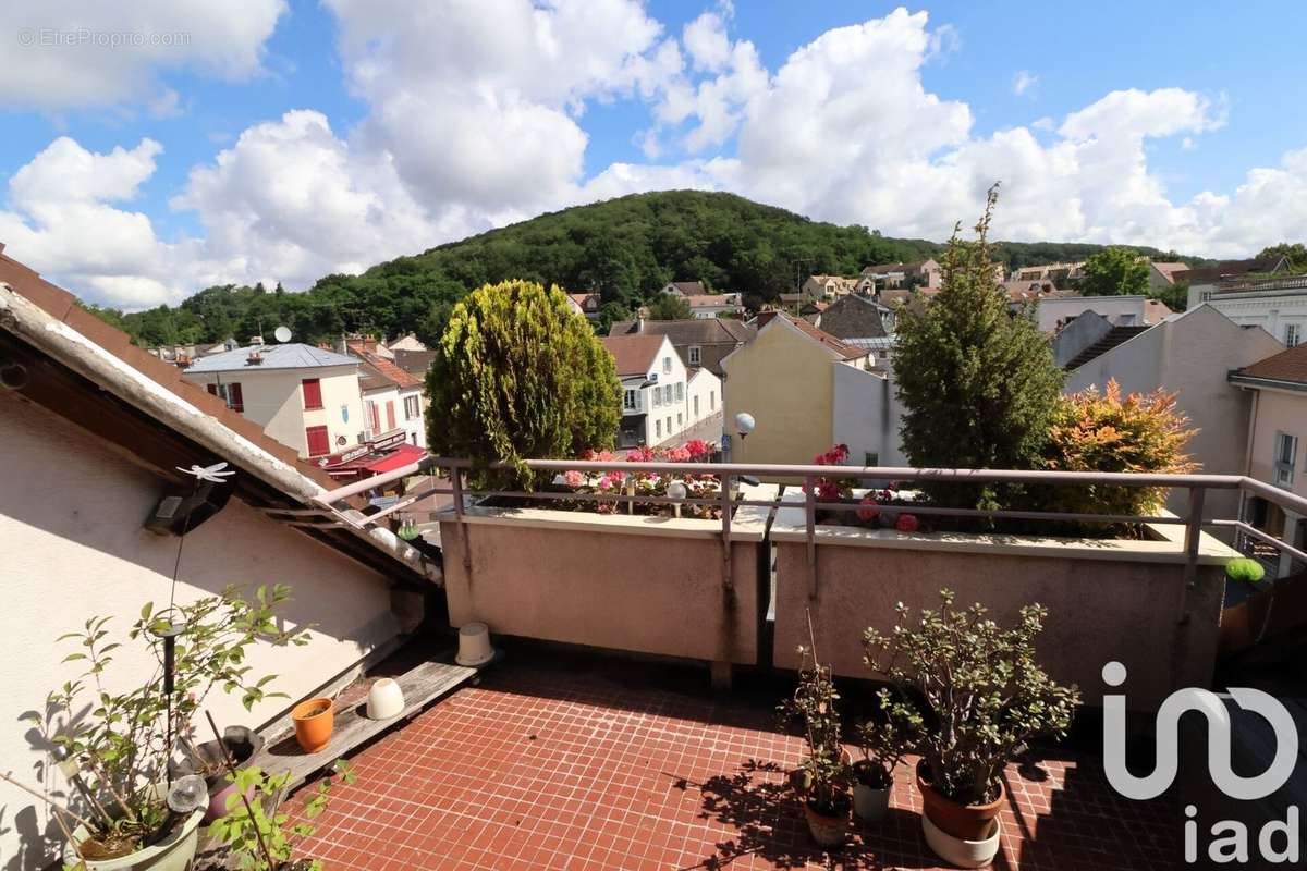 Photo 3 - Appartement à SAINT-REMY-LES-CHEVREUSE