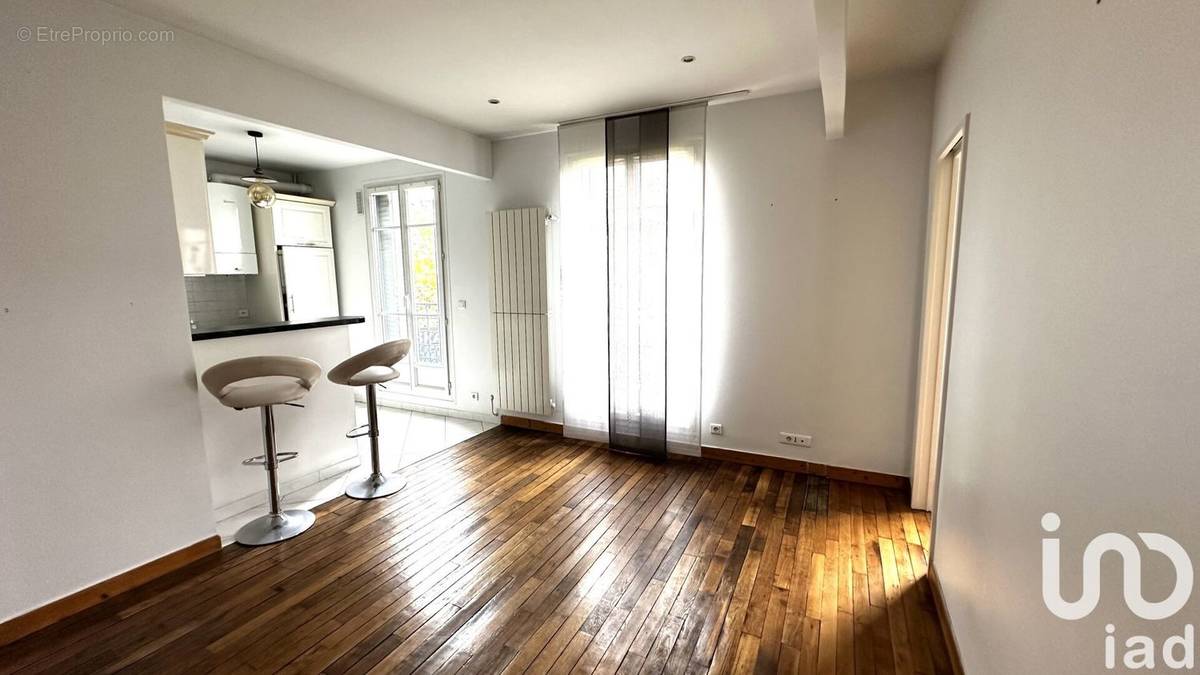 Photo 1 - Appartement à COURBEVOIE