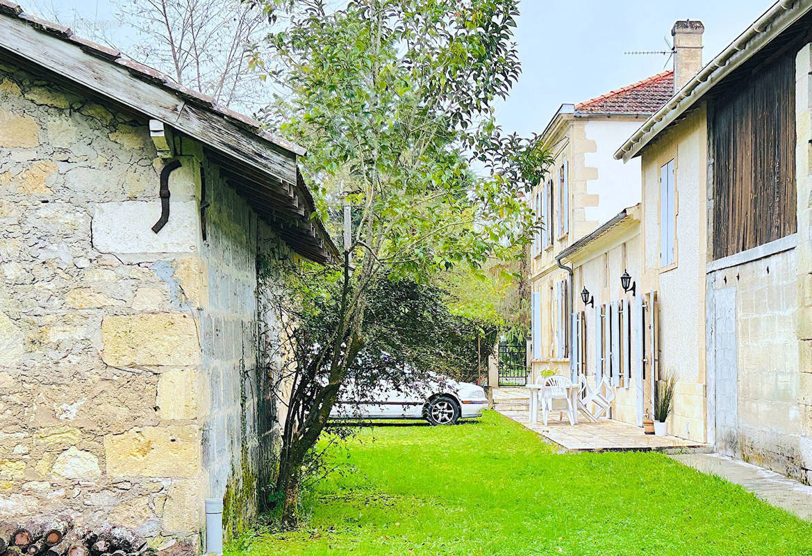 Maison à SAINT-ANDRE-DE-CUBZAC