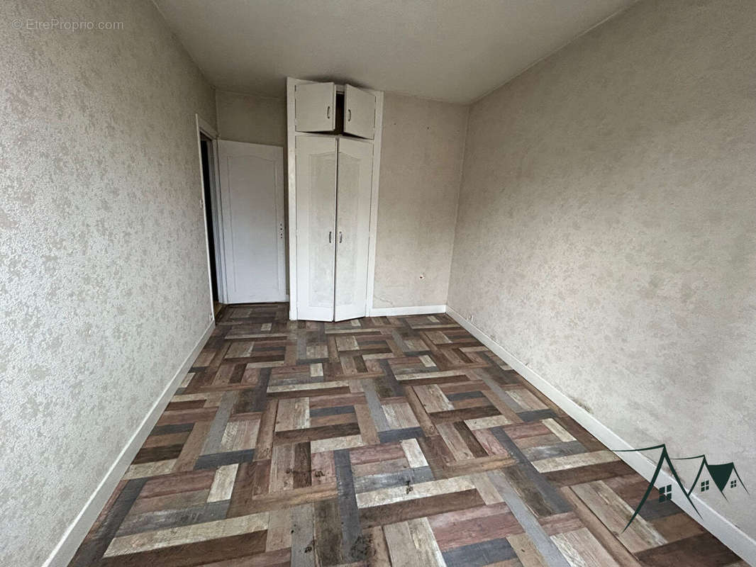 Appartement à SAINT-AMAND-MONTROND