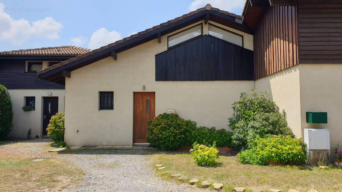 Maison à VIELLE-SAINT-GIRONS