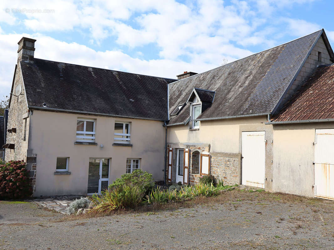 Maison à LE NEUFBOURG