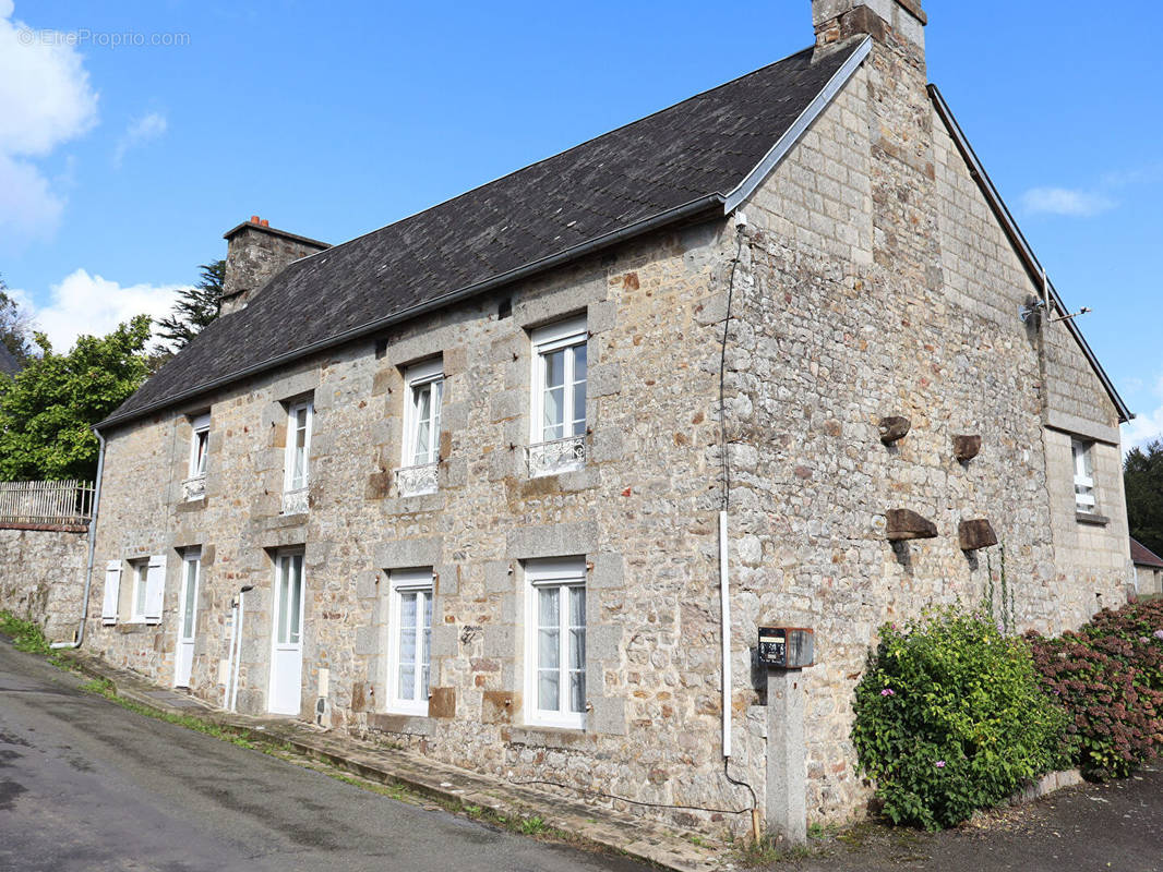 Maison à LE NEUFBOURG