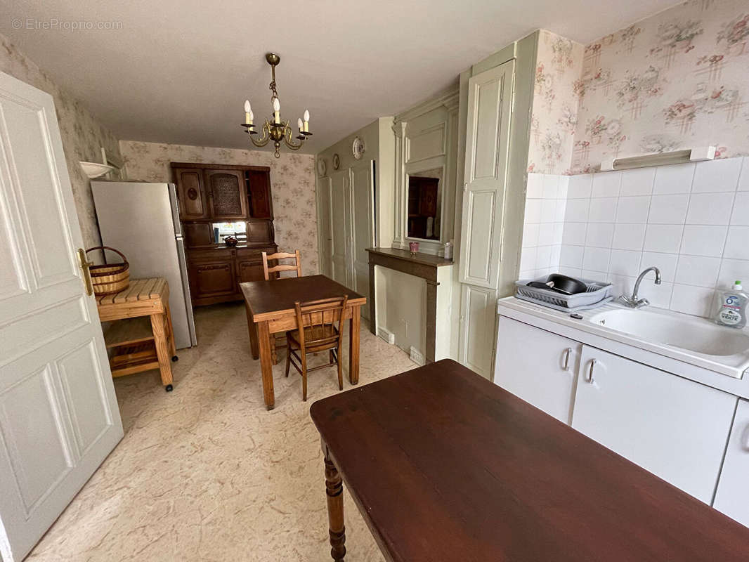 Appartement à RENAISON