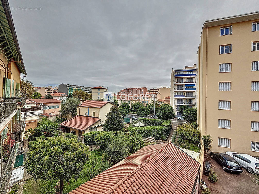 Appartement à MENTON