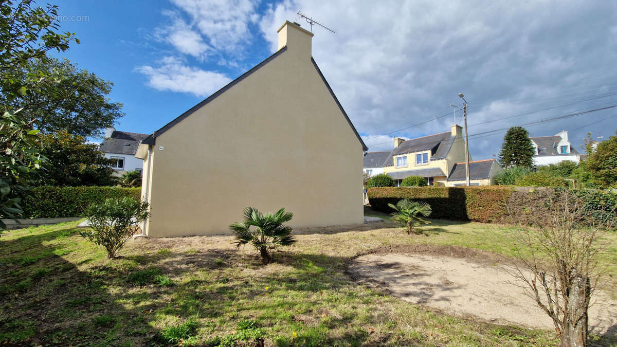 Maison à PLONEOUR-LANVERN