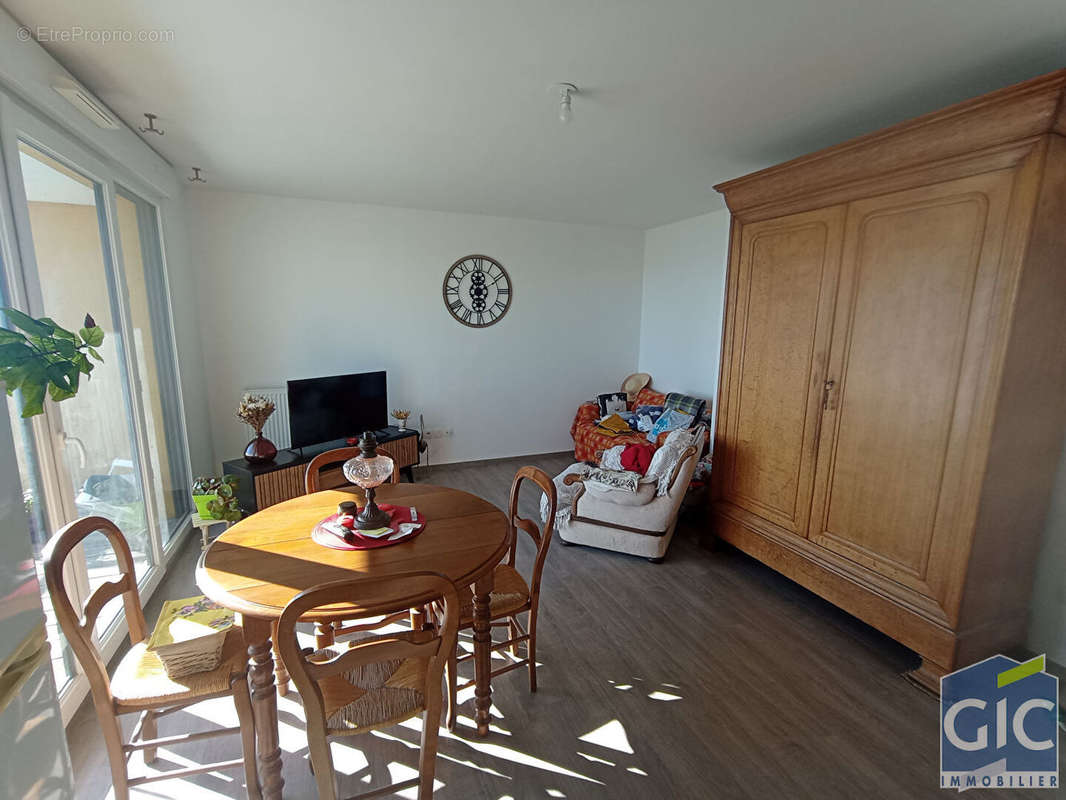 Appartement à HEROUVILLE-SAINT-CLAIR