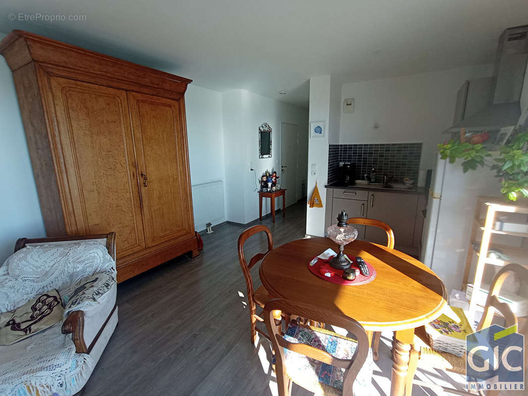 Appartement à HEROUVILLE-SAINT-CLAIR