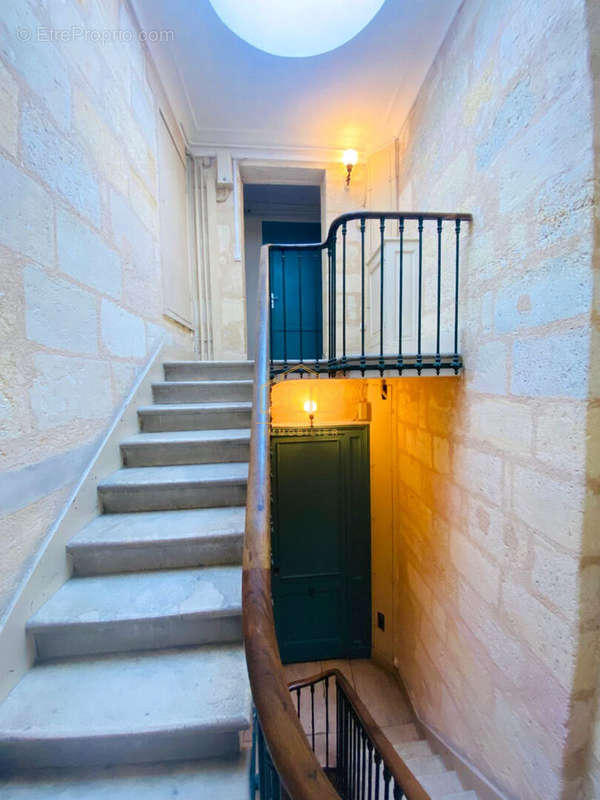 Appartement à BORDEAUX