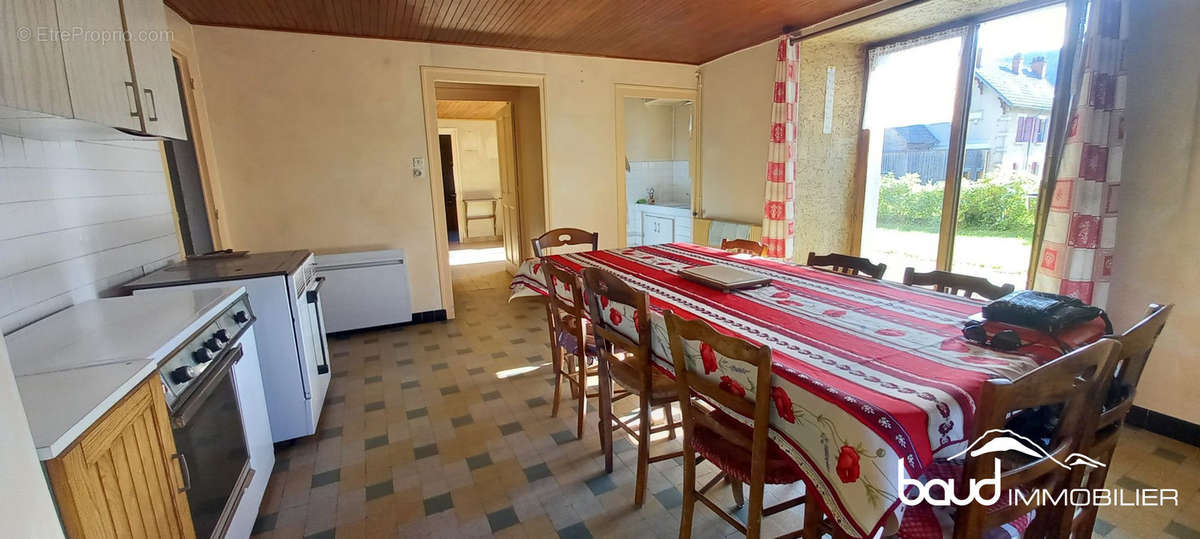 Appartement à MEAUDRE