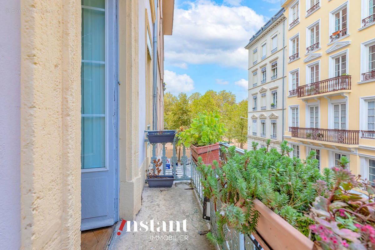 Appartement à LYON-6E