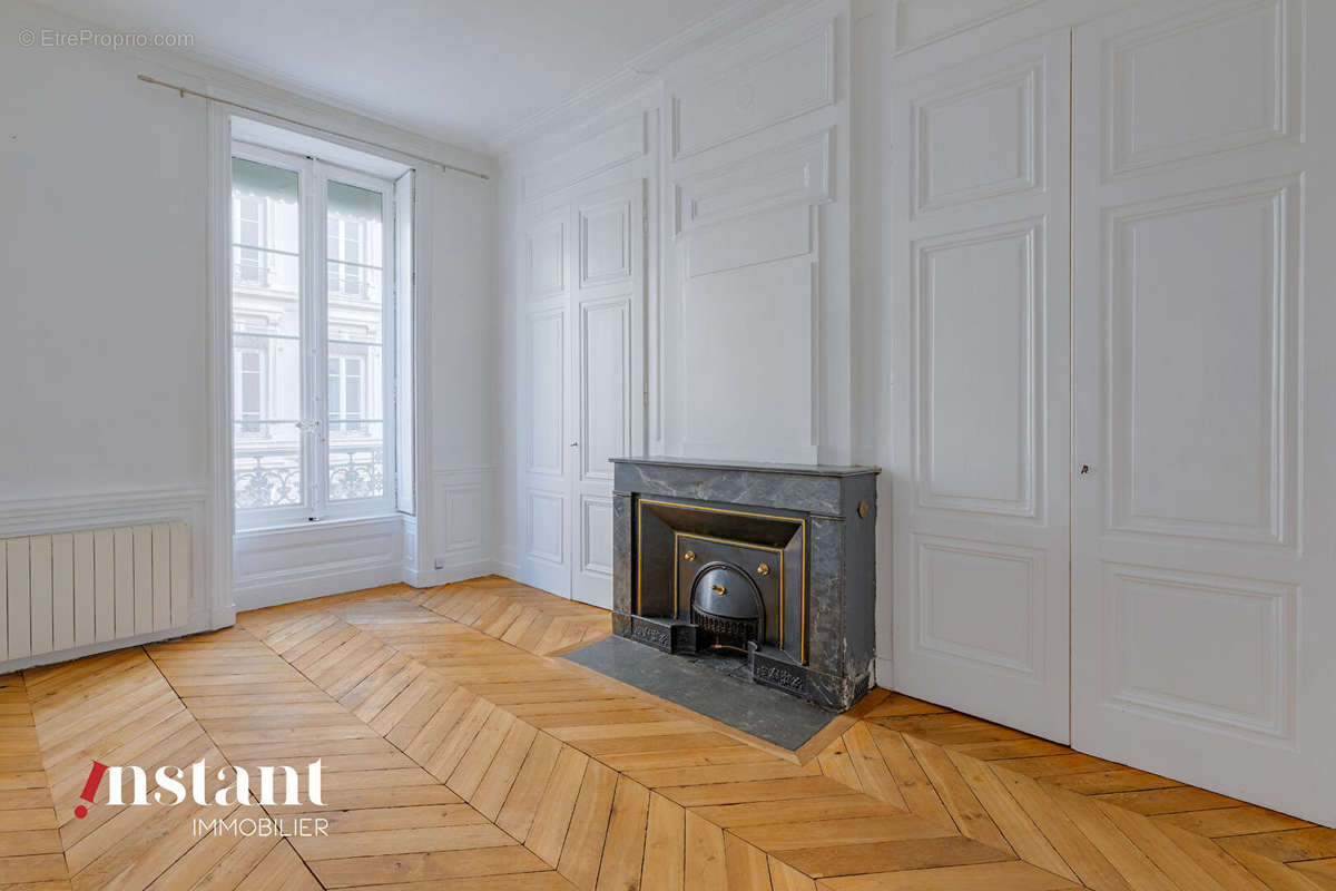 Appartement à LYON-6E