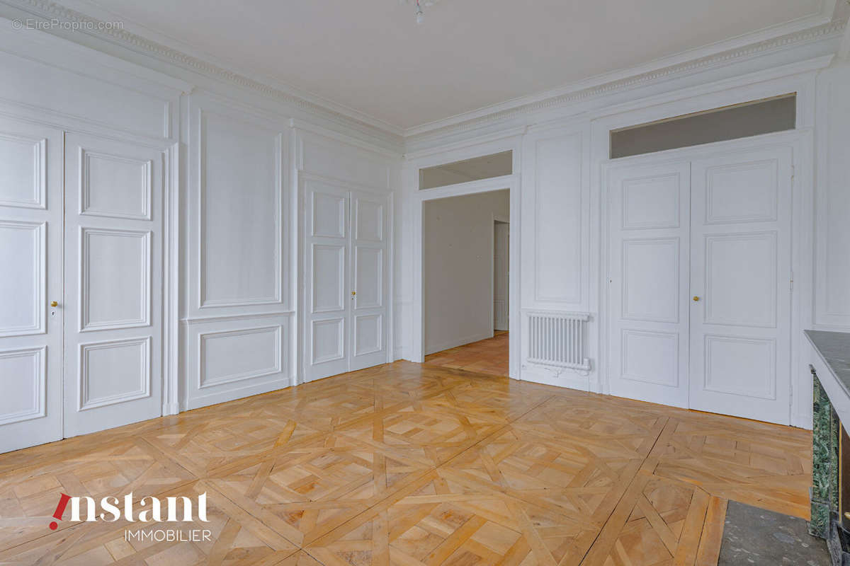 Appartement à LYON-6E