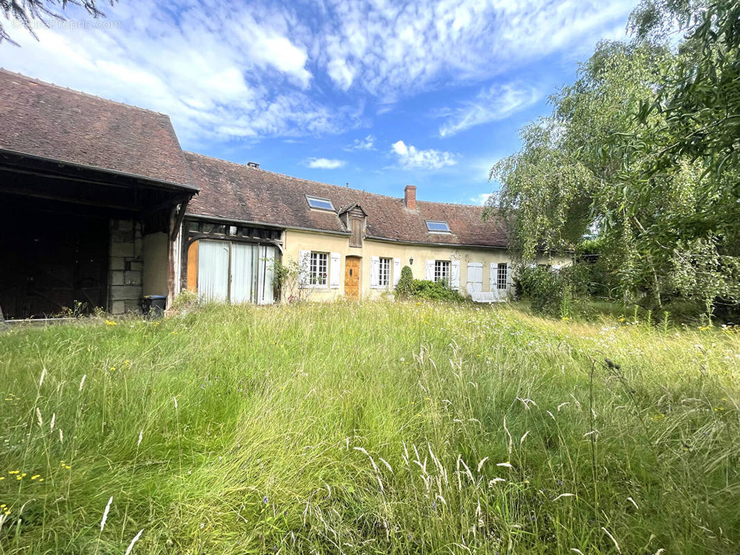 Maison à SAINTE-GENEVIEVE