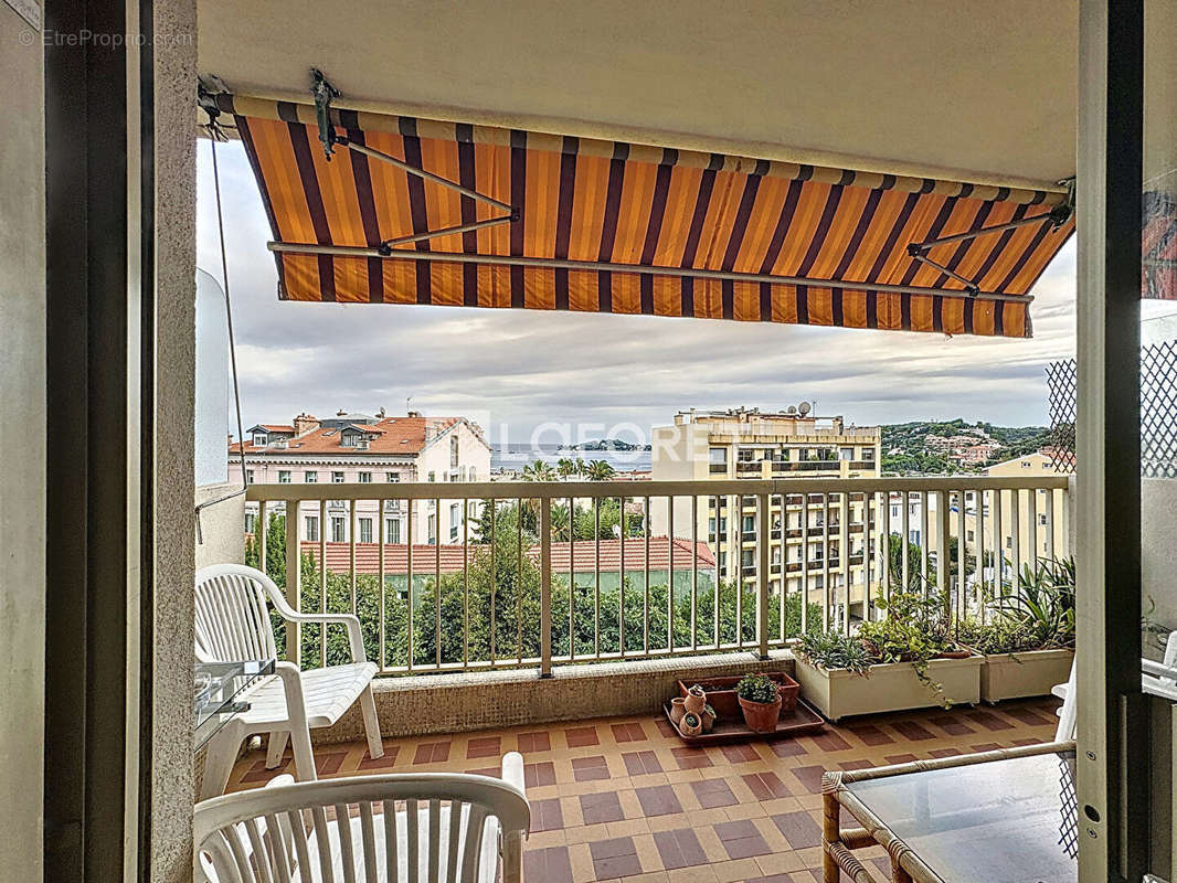 Appartement à BEAULIEU-SUR-MER