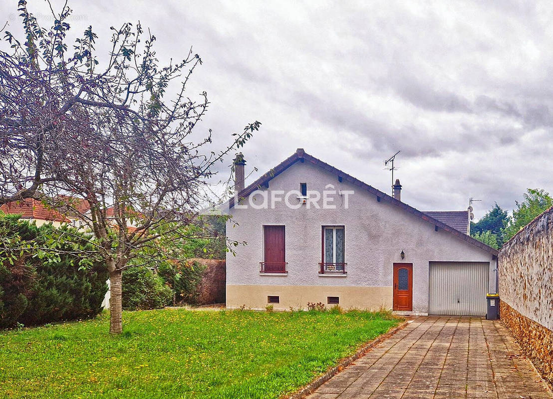 Maison à LIMEIL-BREVANNES