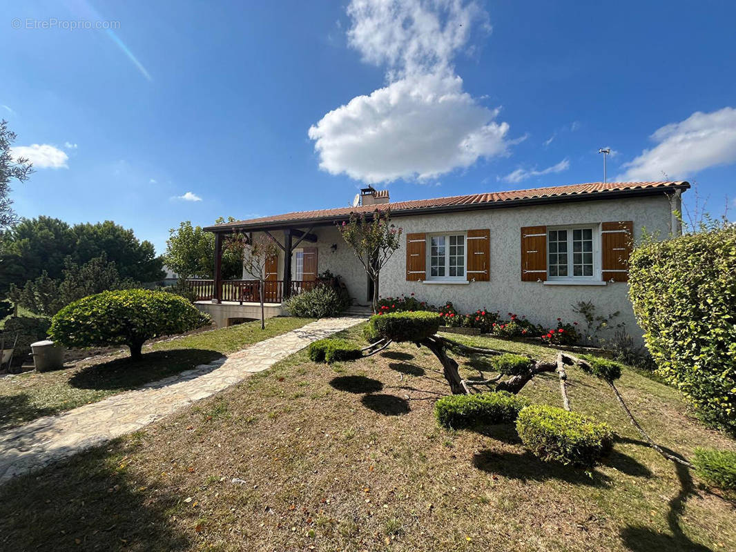 Maison à MESCHERS-SUR-GIRONDE