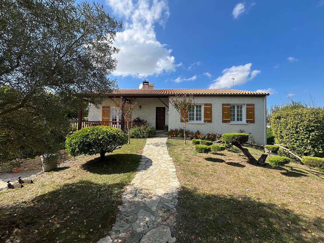 Maison à MESCHERS-SUR-GIRONDE