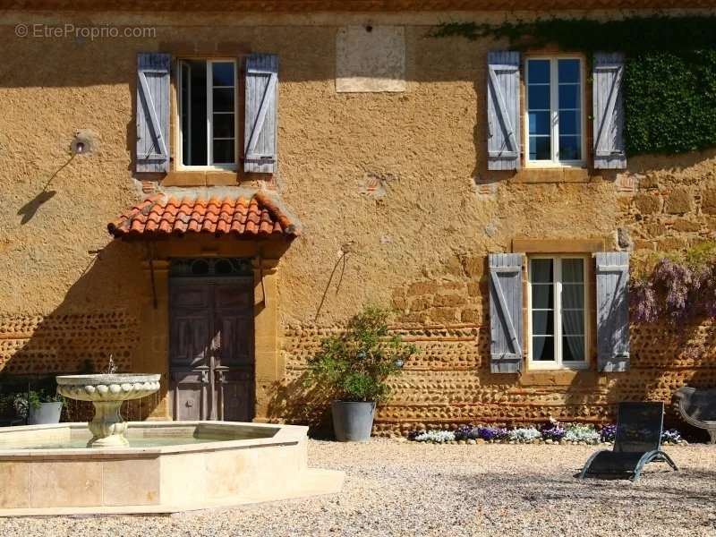 Maison à TRIE-SUR-BAISE