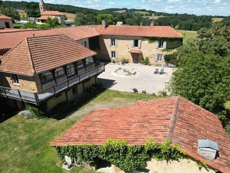 Maison à TRIE-SUR-BAISE