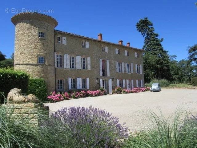 Maison à BEAUVILLE