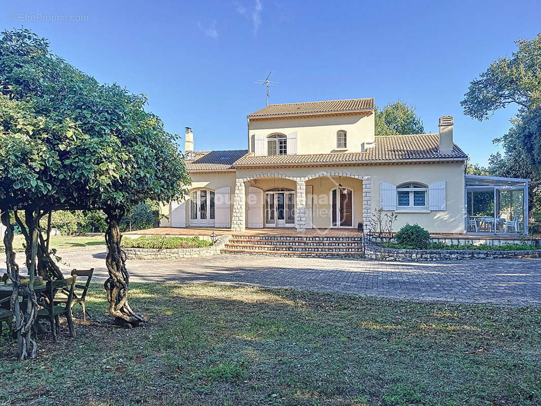 Maison à PIOLENC