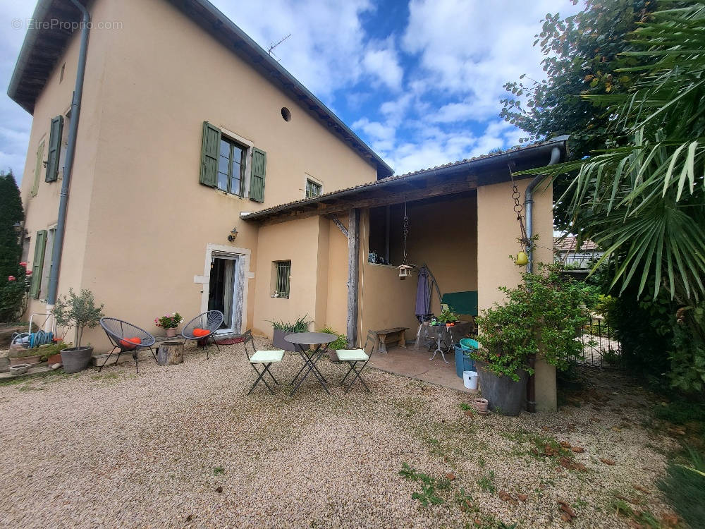 Maison à SAINT-DIDIER-SUR-CHALARONNE