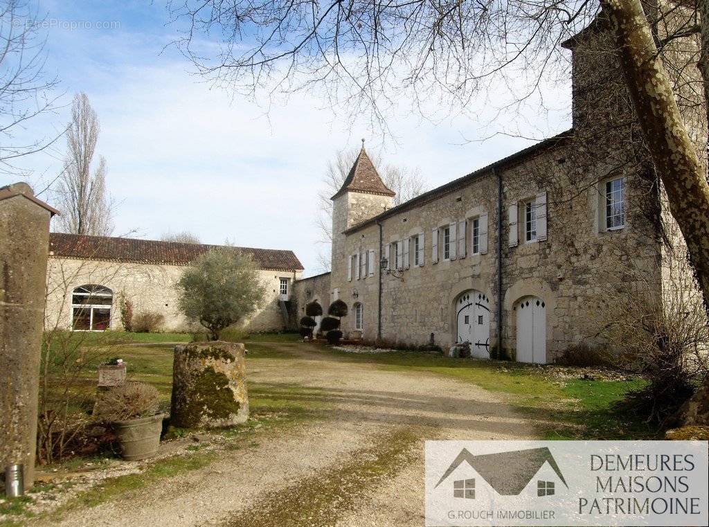 Maison à LAUZERTE