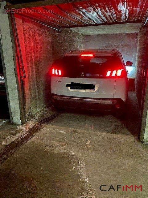 Parking à LYON-6E