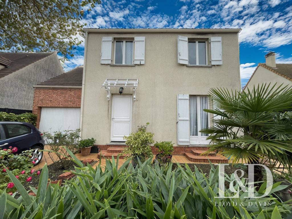 Maison à CHELLES