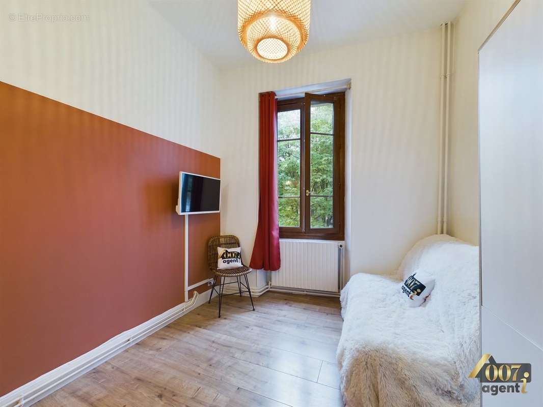 Appartement à AIX-LES-BAINS