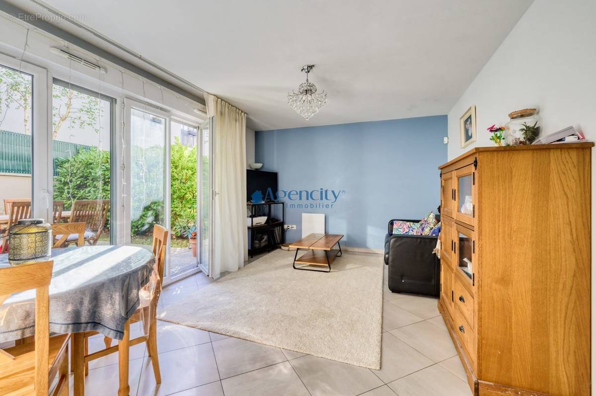 Appartement à CHAMPS-SUR-MARNE