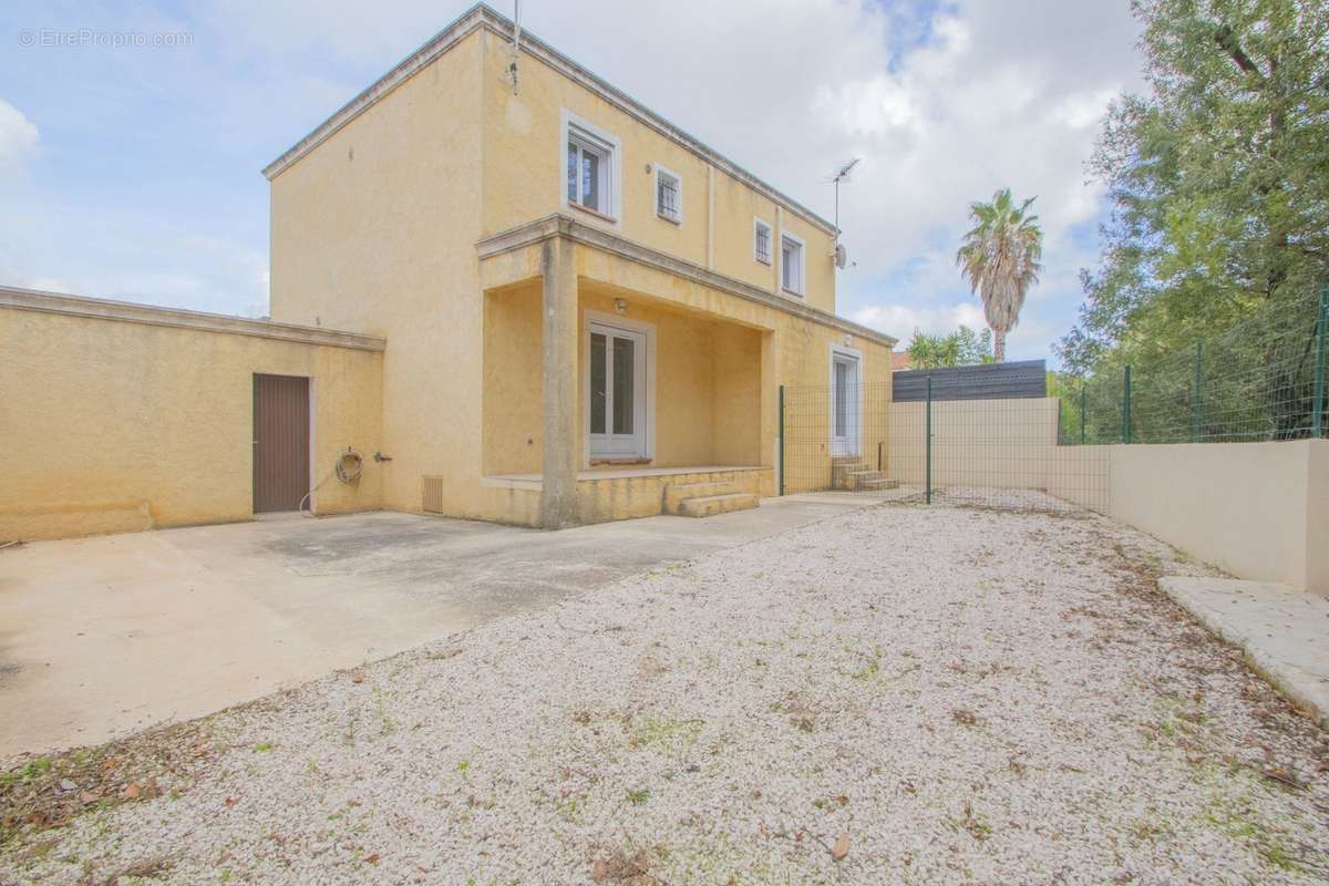 Maison à LA GARDE