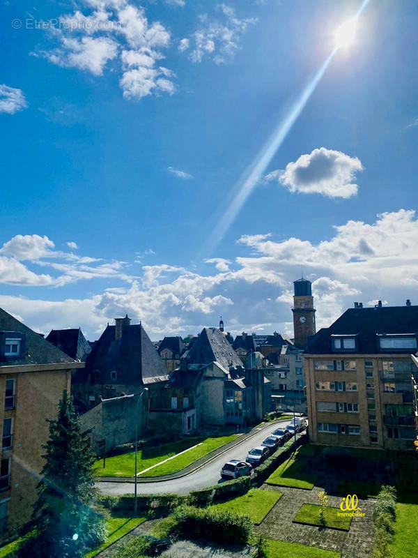 Appartement à CHARLEVILLE-MEZIERES