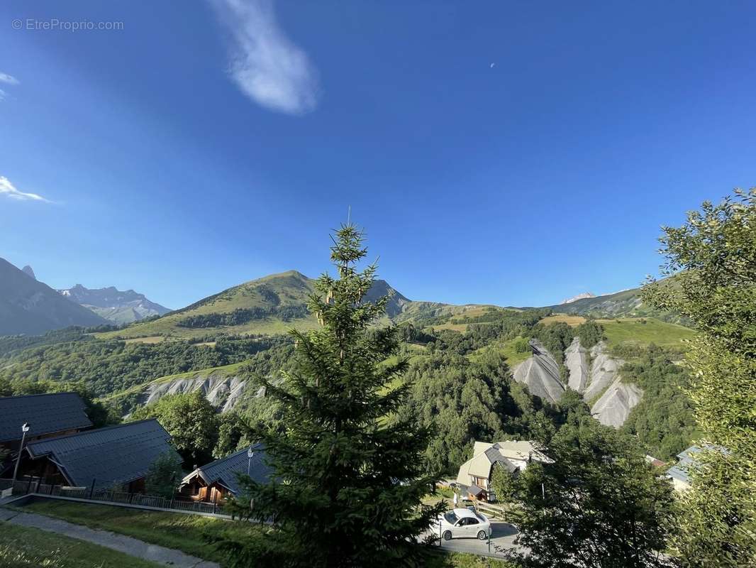 Appartement à SAINT-JEAN-D&#039;ARVES