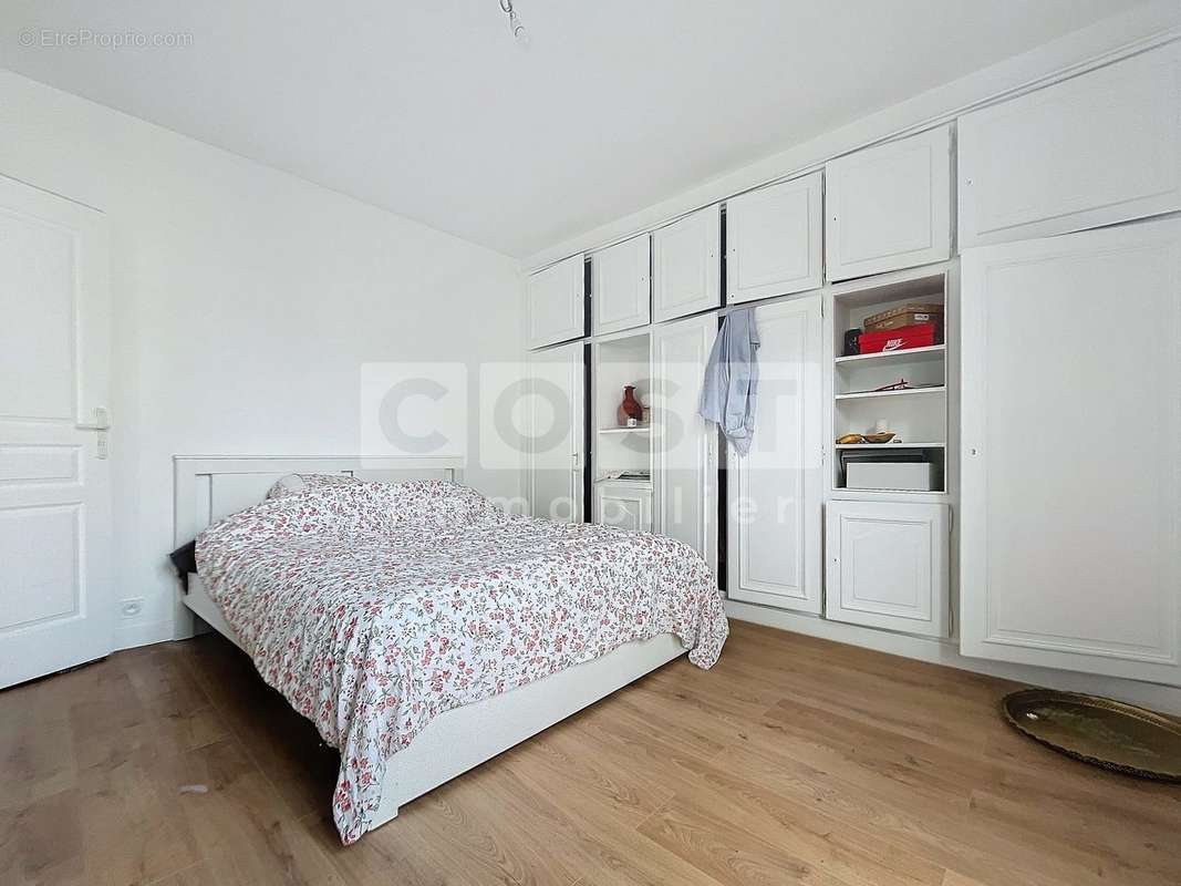 Appartement à COLOMBES