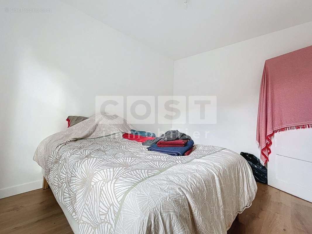 Appartement à COLOMBES