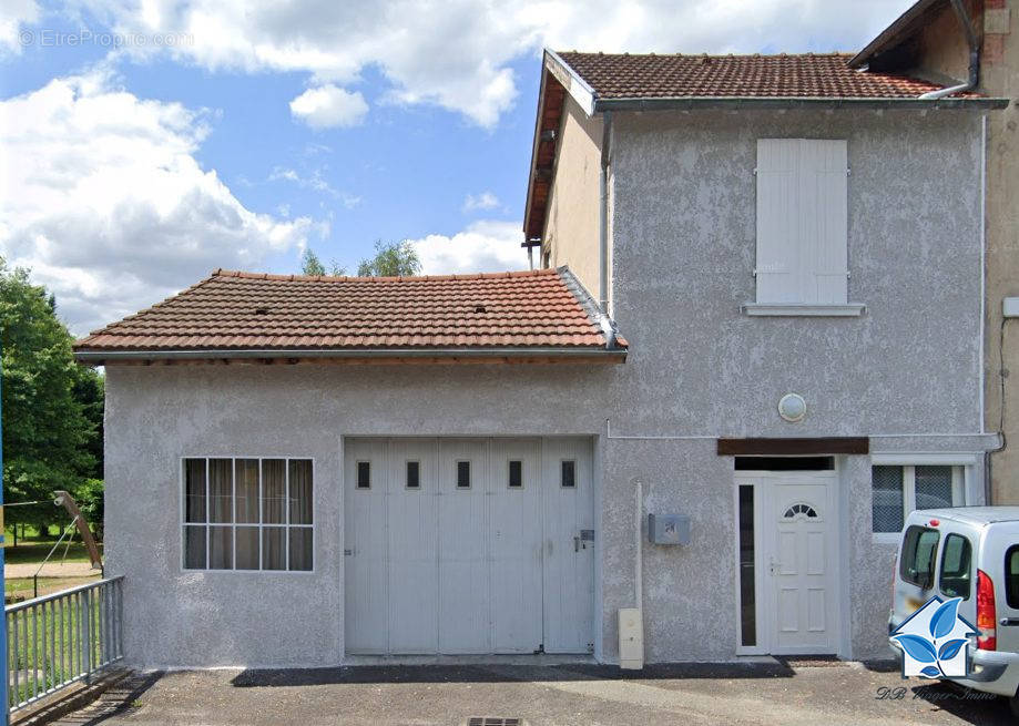 Maison à PUY-GUILLAUME