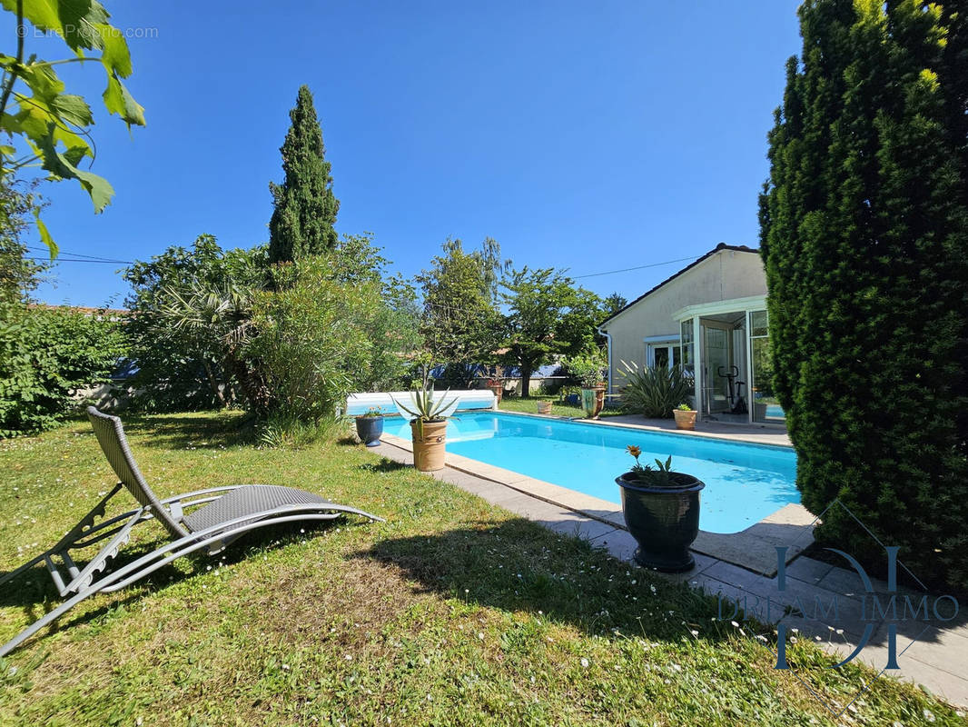 Maison à PESSAC