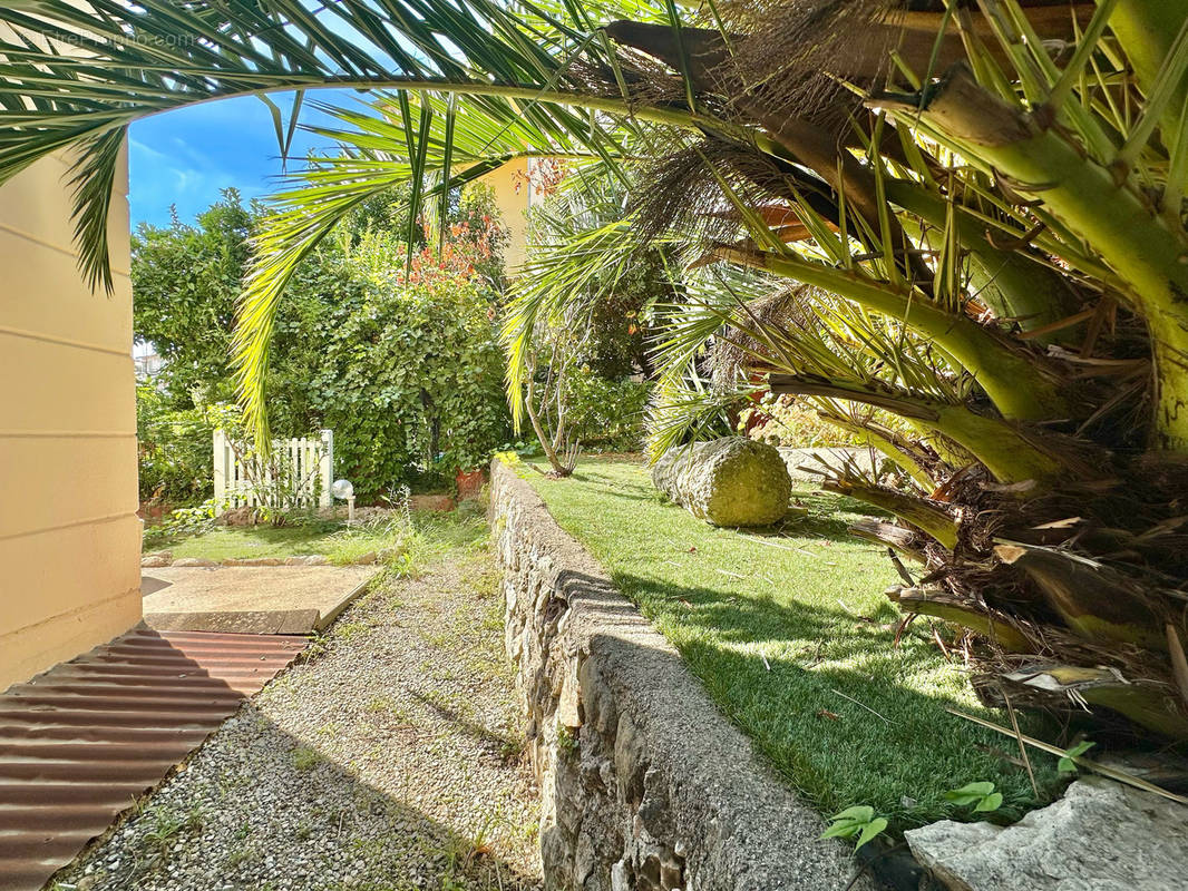 entée/jardin - Appartement à MENTON