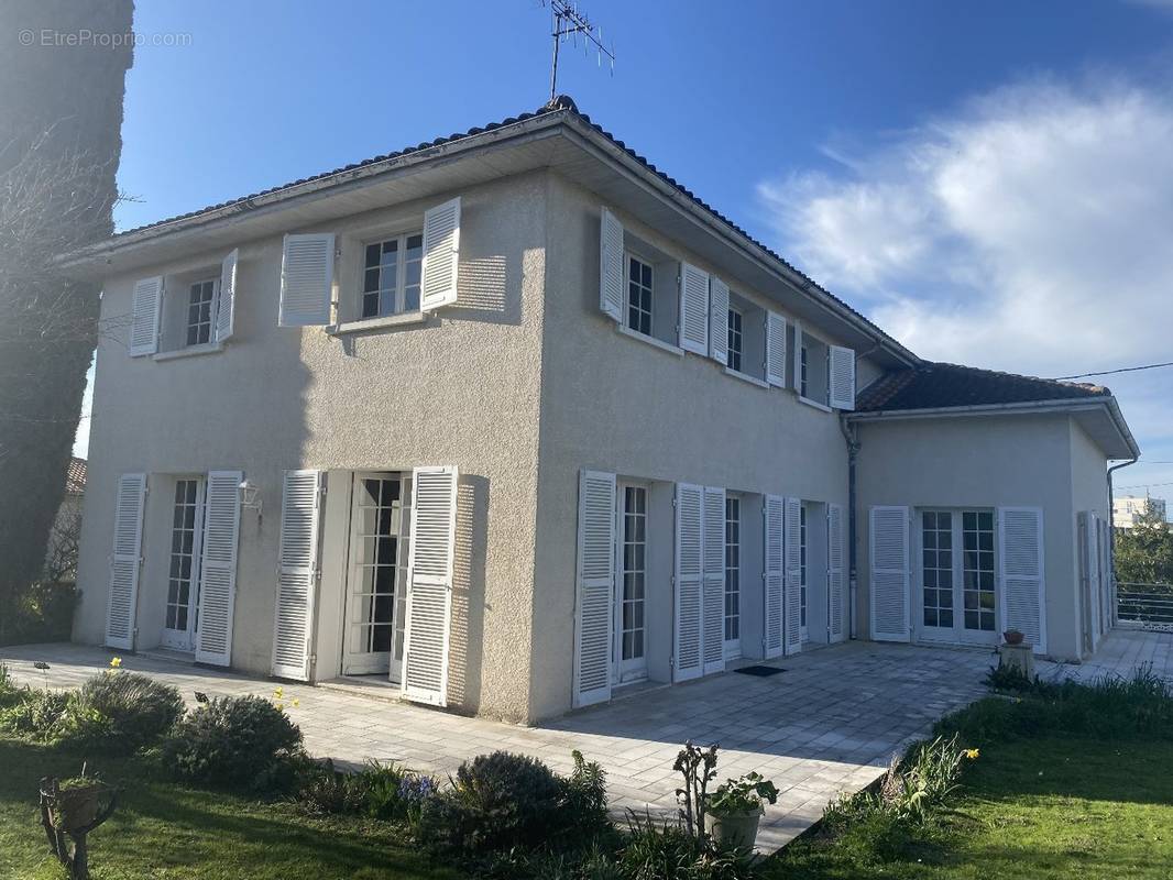 Maison à ANGOULEME