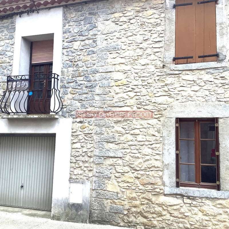 Maison à QUISSAC