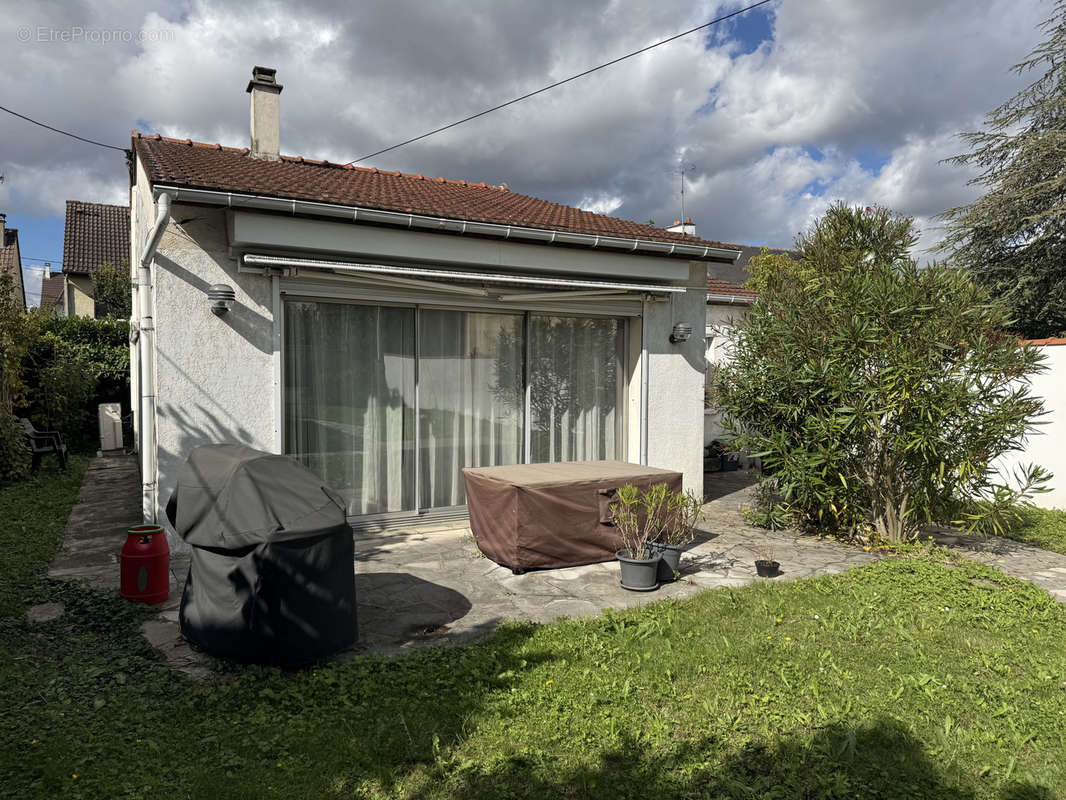 Maison à CHELLES